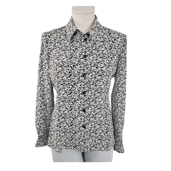 CHANEL 2003 Cruise Collection Black White Seaside Cityscape FR 38 - Picture 1 of 13